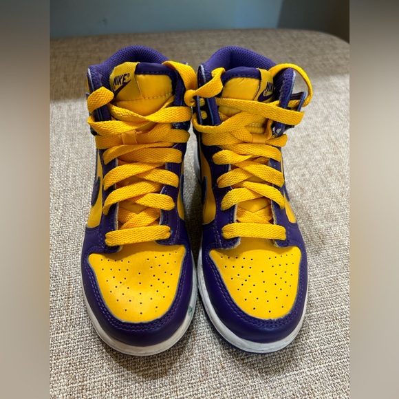 Nike Lakers Dunk High Retro size 12 - Picture 2 of 8